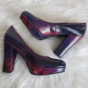 Kenneth Cole Reaction Purple Embossed Snakeskin Block High Heel Shoes SZ 8